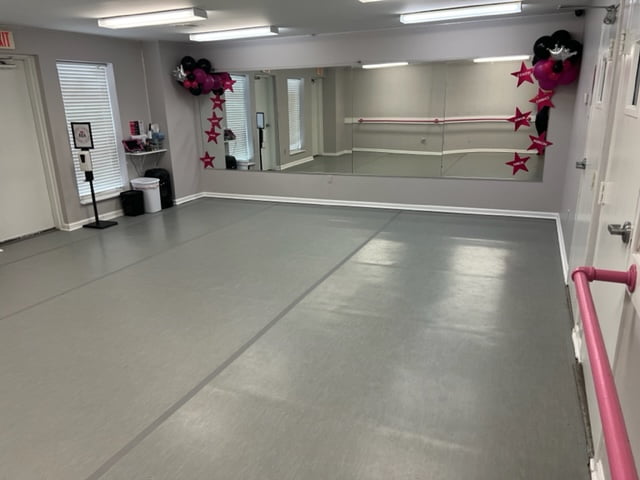 Tour the Castle - Aimee's Dance Academy